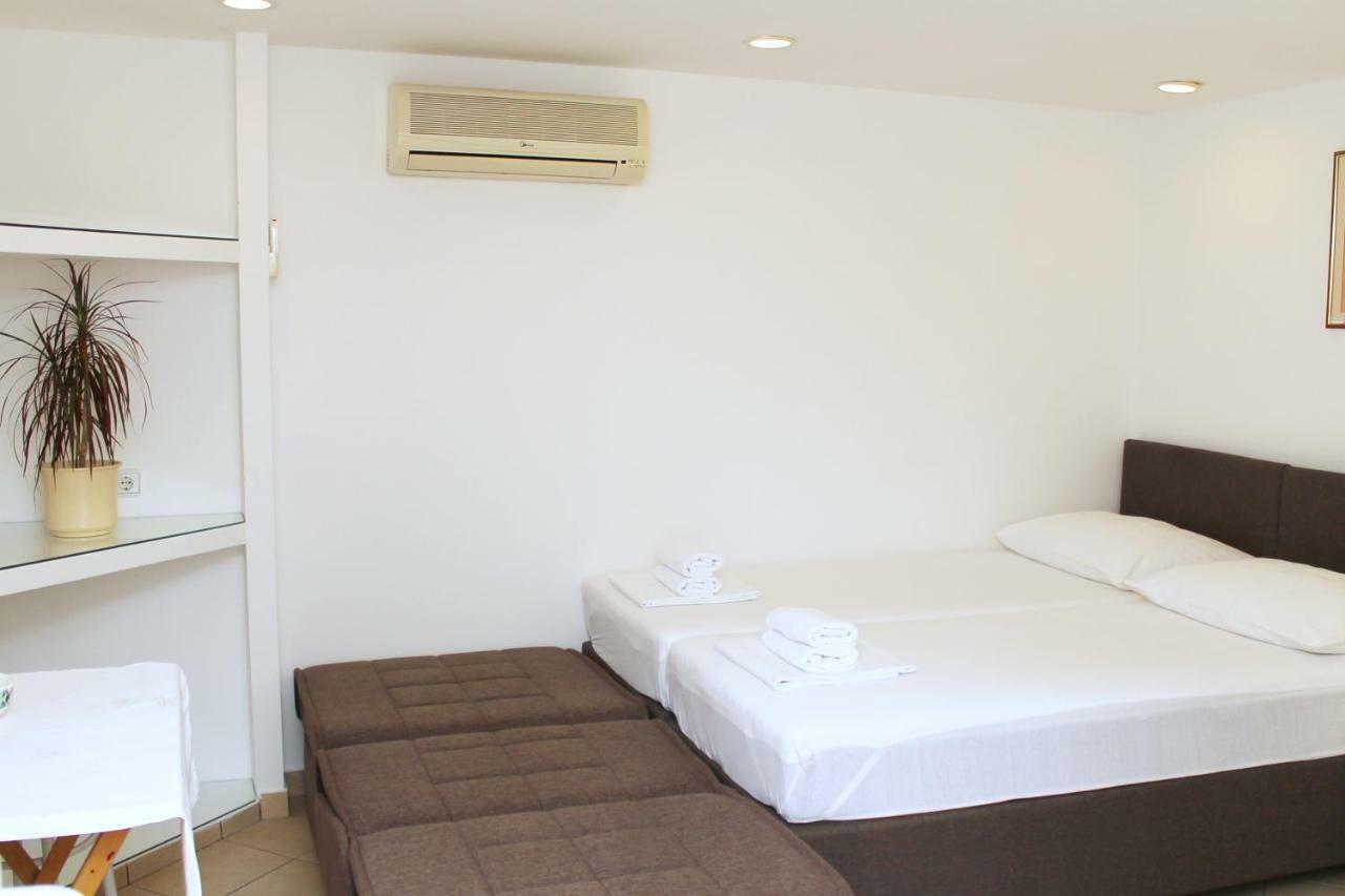 Mito Rooms And Apartments Trogir Luaran gambar